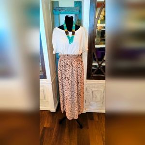 Leopard Elastic skirt necklace and Shirt!